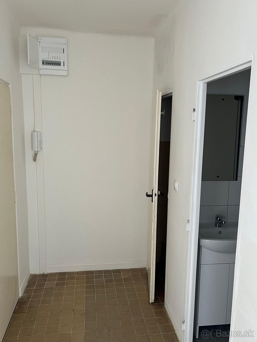 BYT NA PREDAJ v NITRE - 19
