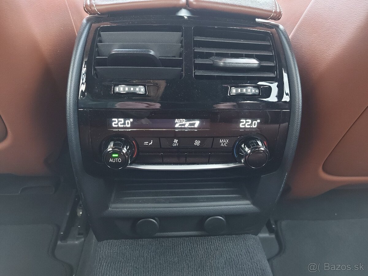 BMW Rad 5 Touring 540i xDrive G31 (340k) - M Paket, Adaptive - 19