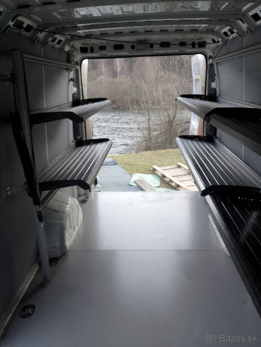 Peugeot Boxer 2.2 - 19