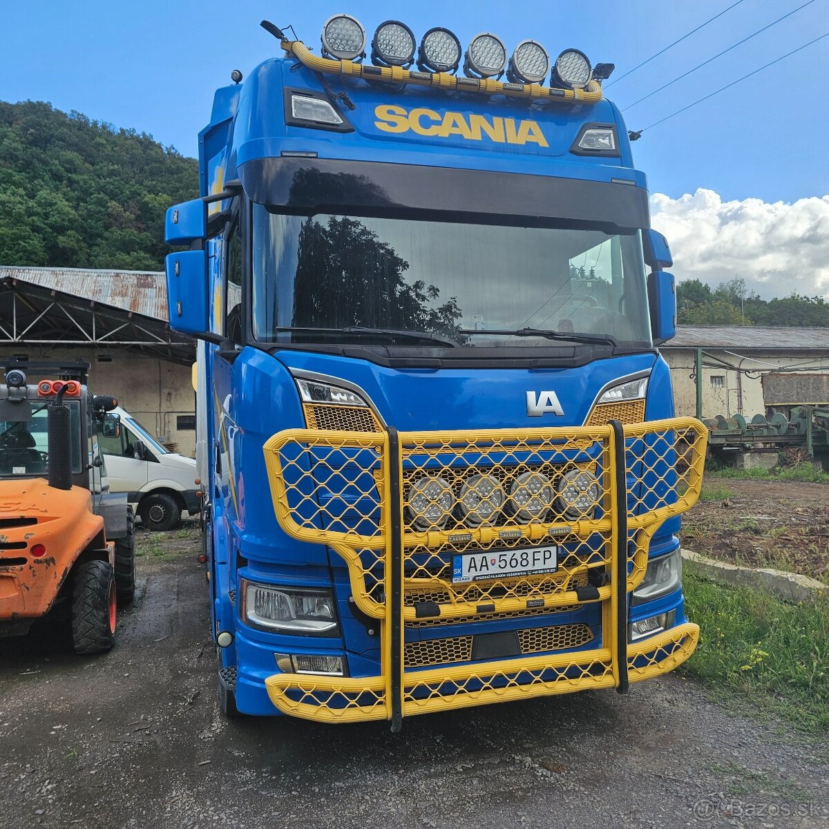 SCANIA R580 6x4 Lesovoz - 19