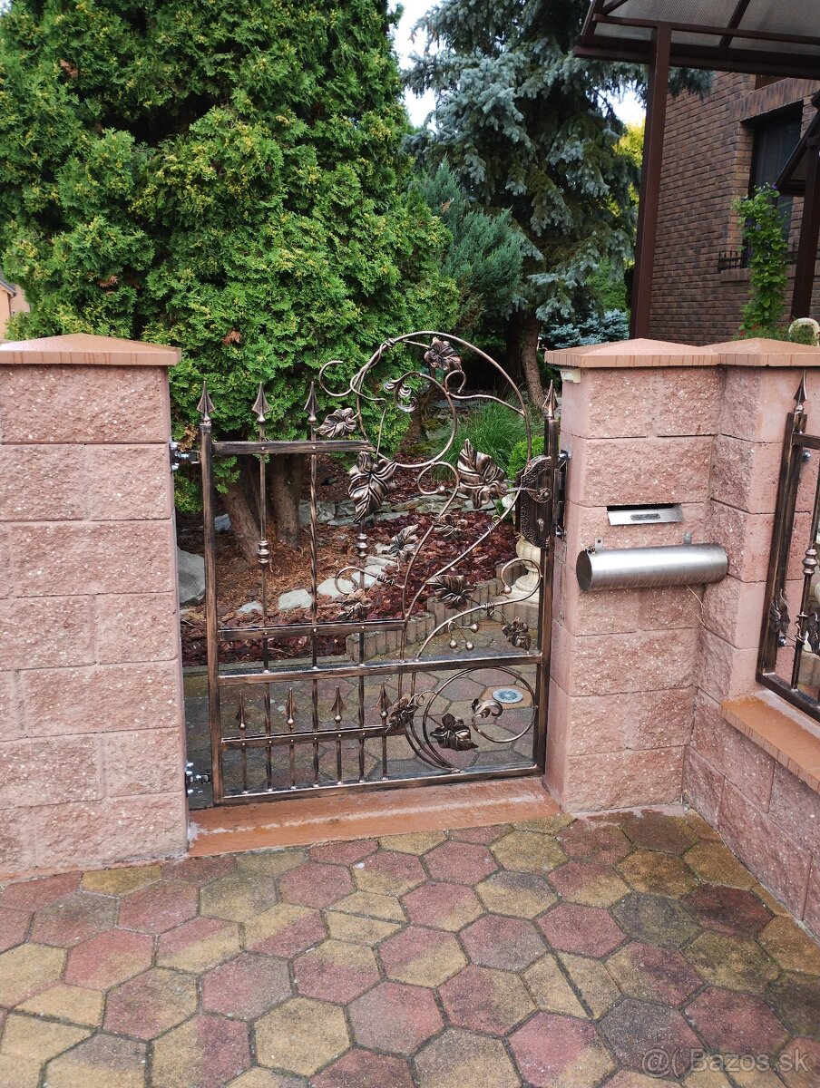 Kované brány, ploty a zábradlia. - 19