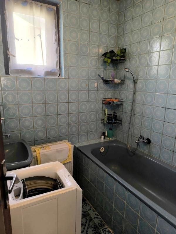 ZNOVU V PONUKE-PADNUTÁ REZERVÁCIA KRÁSNY ZAUJÍMAVO RIEŠENÝ - 19