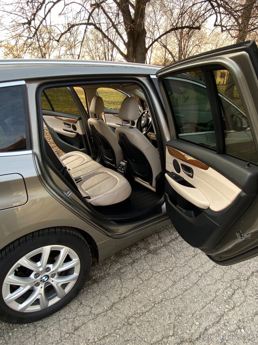 BMW 218d Gran Tourer, Luxury line - 19