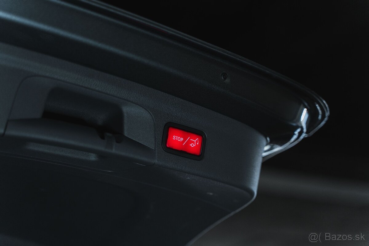 Mercedes-Benz GLE SUV 350D 4-Matic Sport Line A/T - 19