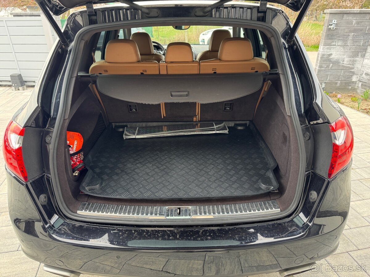 Porsche Cayenne - 19