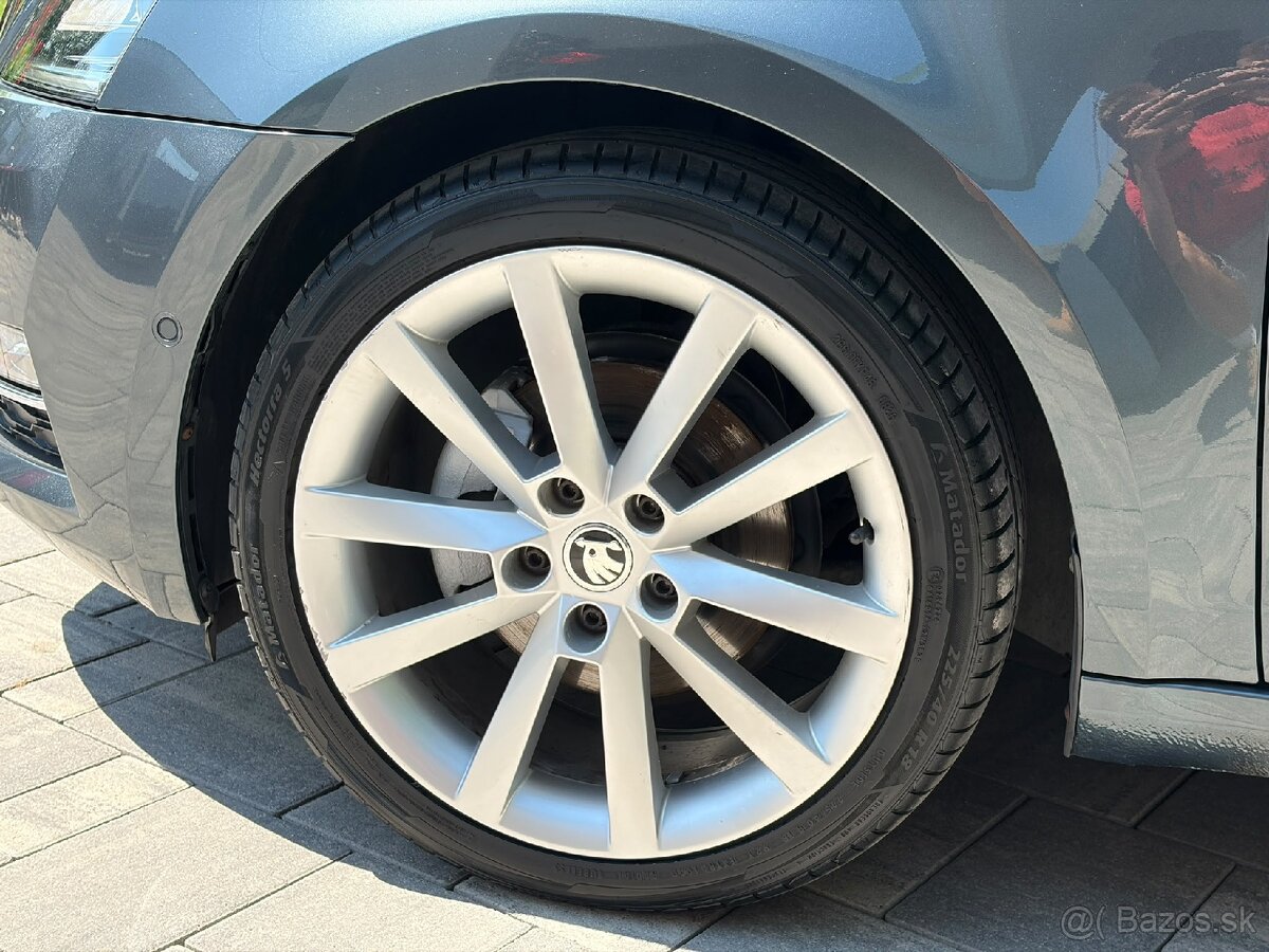 Škoda Octavia 3 2.0TDI 4x4 - 19