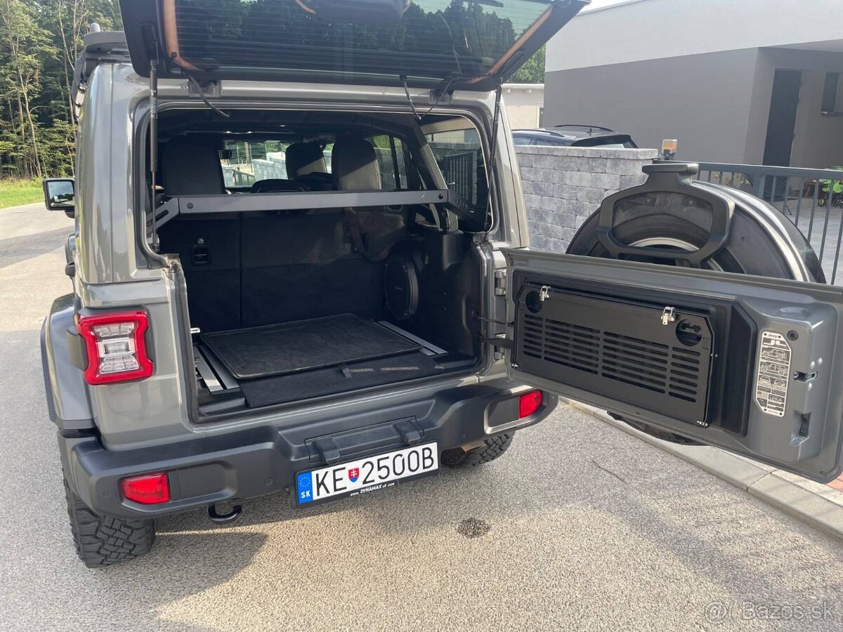 Jeep Wrangler UNLIMITED MY21 2.0T GME 272k 8T Sahara - 19