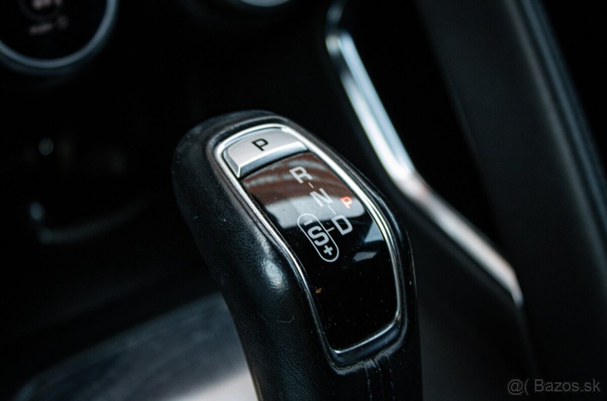 Jaguar E-Pace 2.0d R-Dynamic AWD | SK pôvod | Odpočet DPH - 19