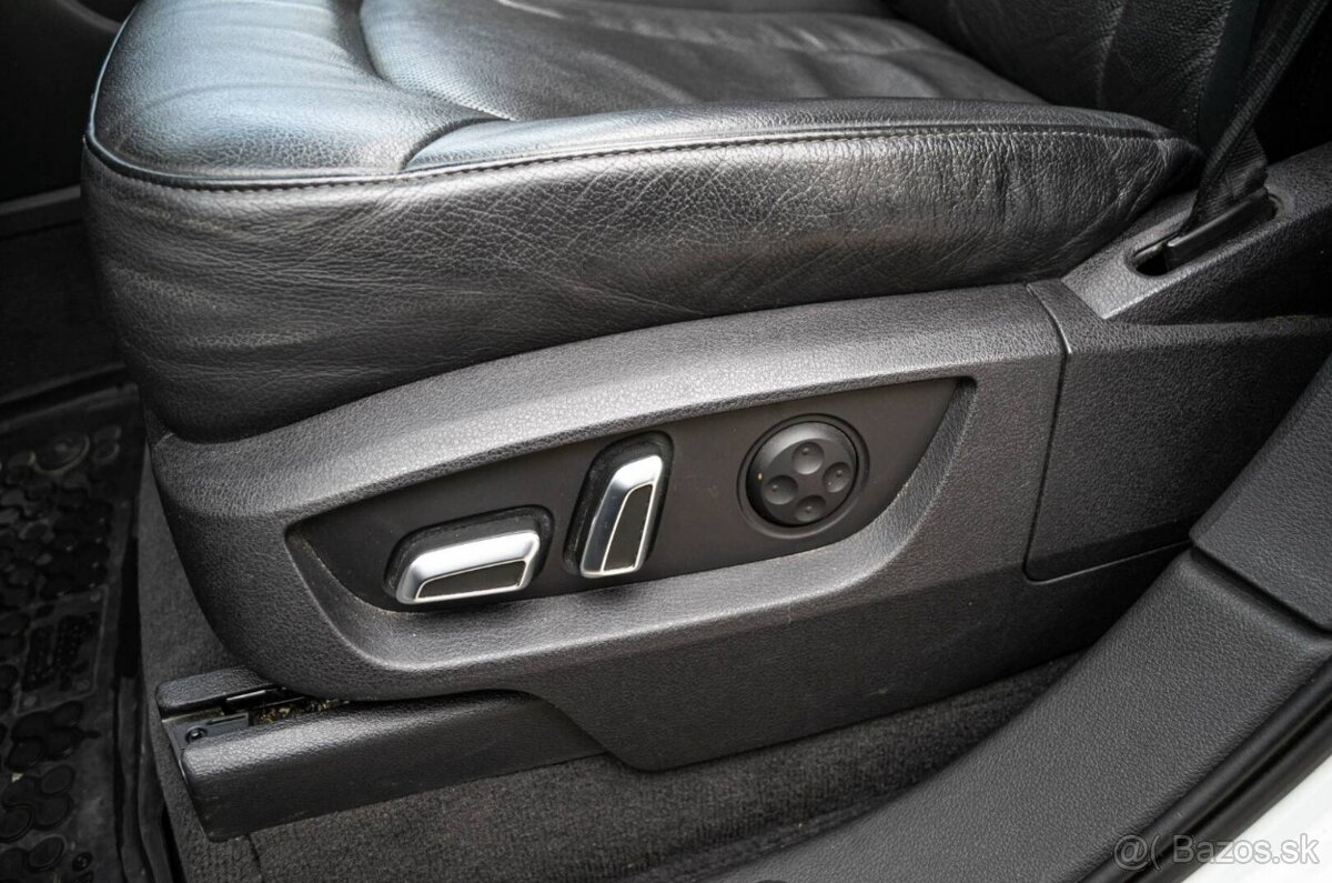 Audi Q7 3.0 Turbo Benzín Quattro 7Miest - 19