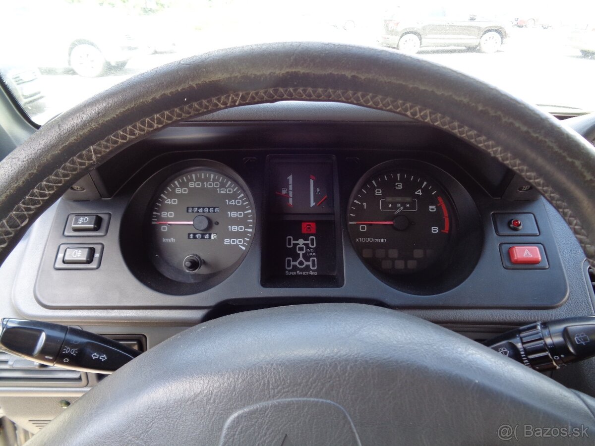 Mitsubishi Pajero 2.8 D GLS - 19