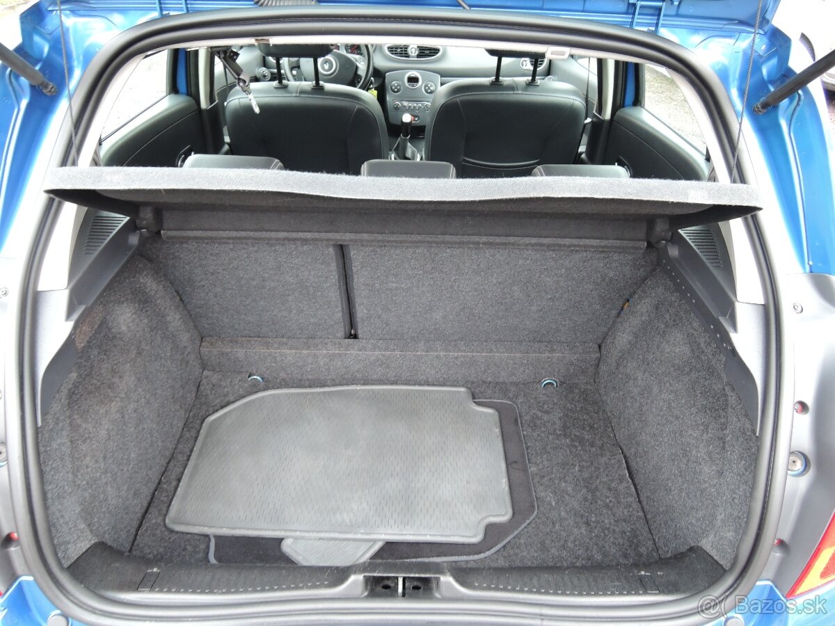 Renault Clio 1,2i 16V Authentique Servis 2007 - 19