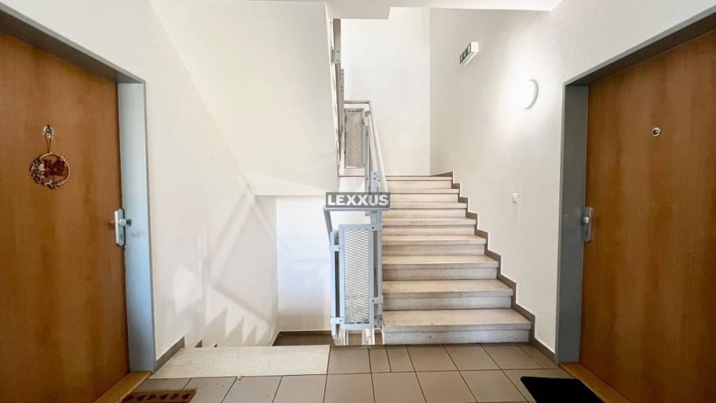 | priestranný 4izb byt, balkón, garáž, kobka, novostavba, BA - 19