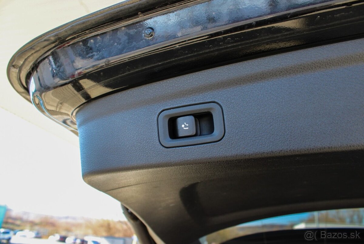 Mercedes-Benz GLE SUV 350 d 4MATIC A/T - 19