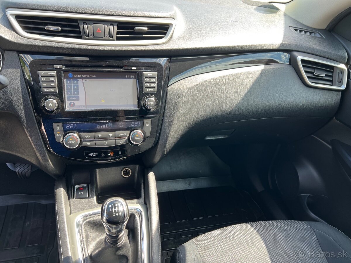 Nissan Qashqai DIG-T 115 Tekna - 19