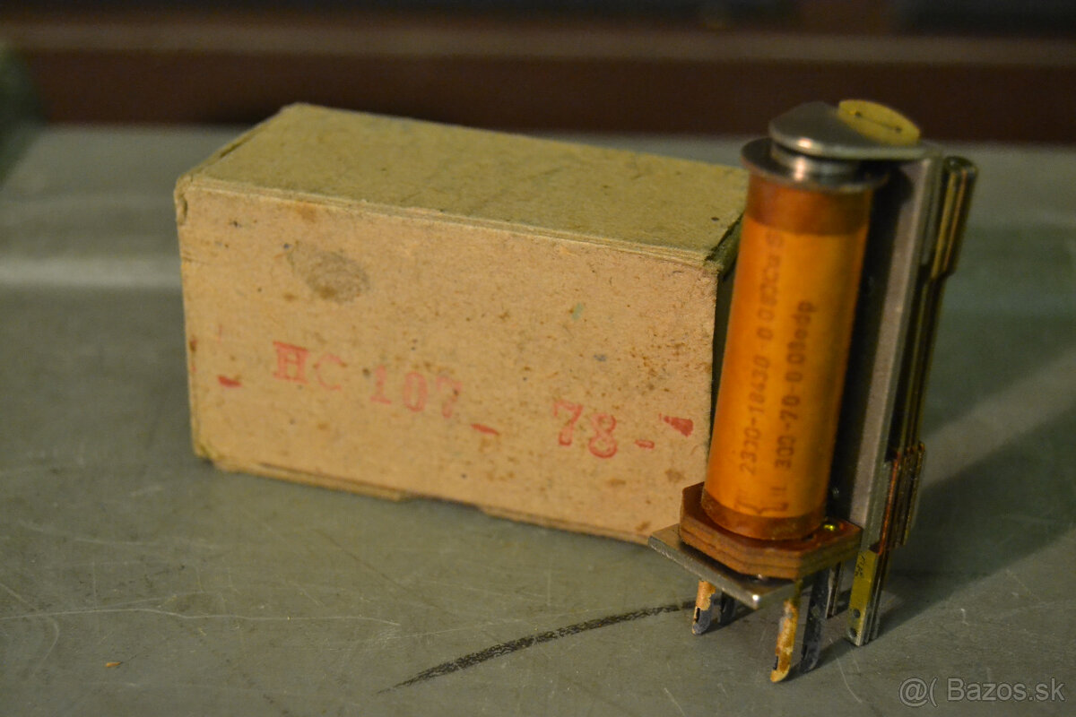 Retro súčiastky Tesla (č.1) - uloženky - 19