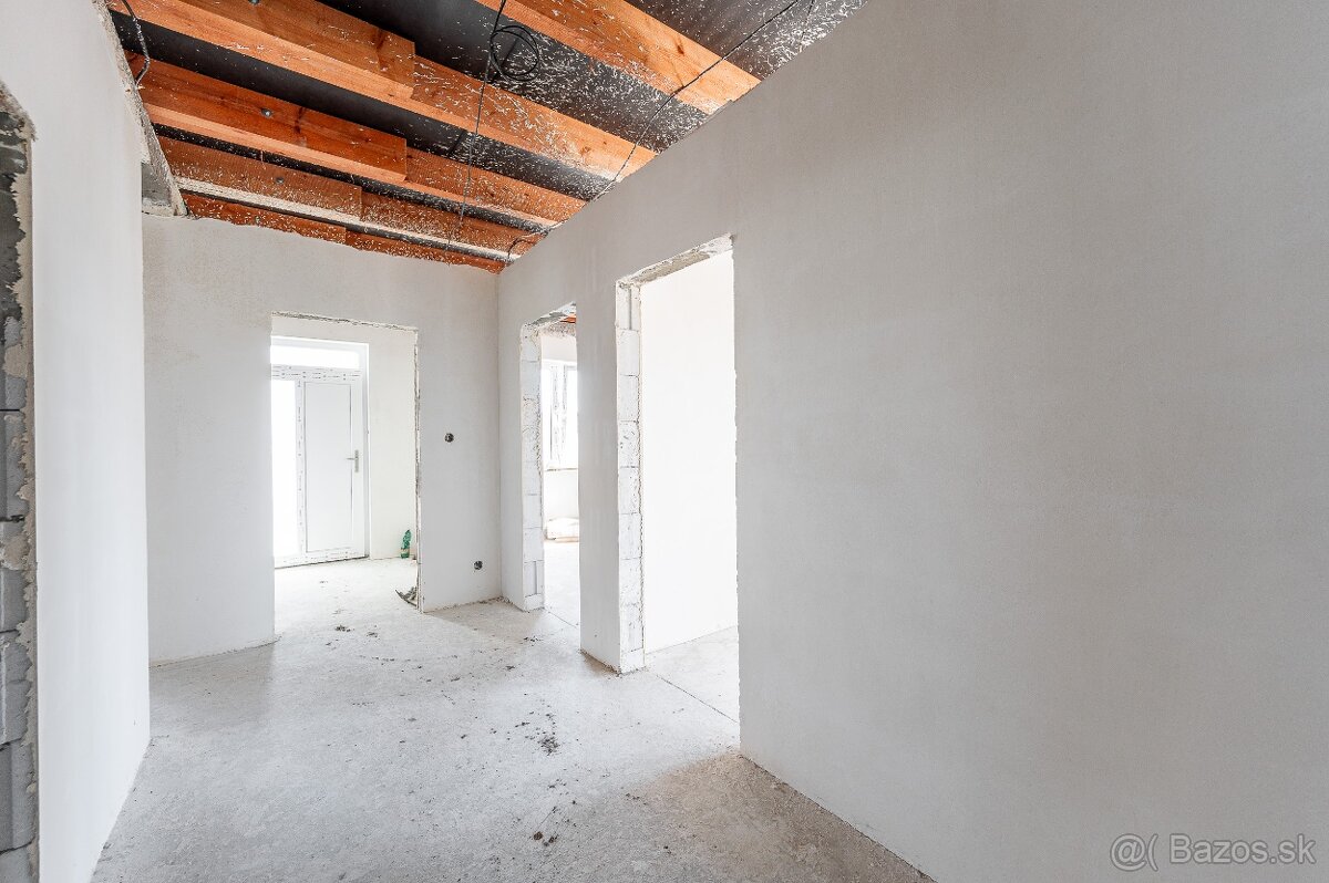 NOVOSTAVBA RD NA KĽÚČ ZA CENU BYTU VEĽKÁ IDA PRI KOŠICIACH - 19