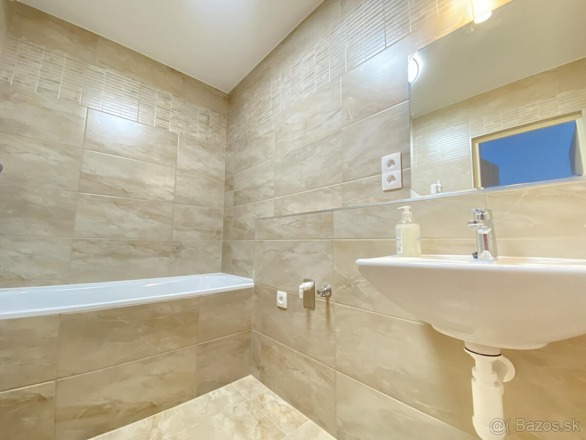 Na prenájom 3 izbový byt po rekonštrukcii s balkónom na uli - 19
