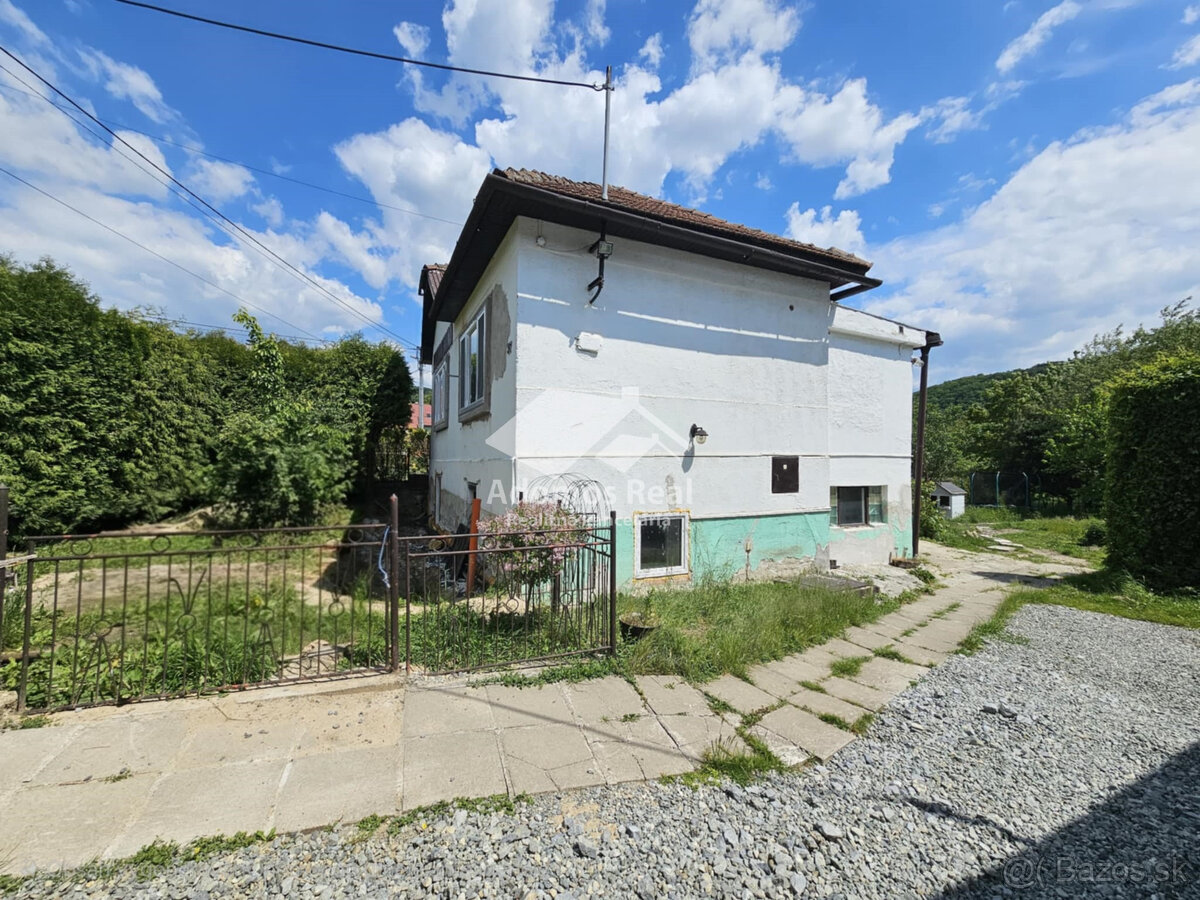 RODINNÝ DOM S VEĽKÝM POZEMKOM - KYSAK - 19