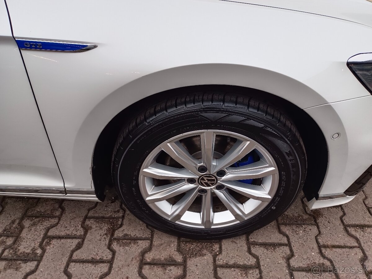 VW Passat B8 GTE Variant 1.4TSI 160kW DSG - záruka Autodraft - 19
