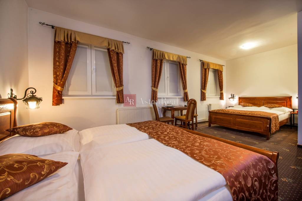 EXKLUZÍVNE - PREDAJ - HOTEL Liptovský Ján, 25 izieb, 7334 m2 - 19