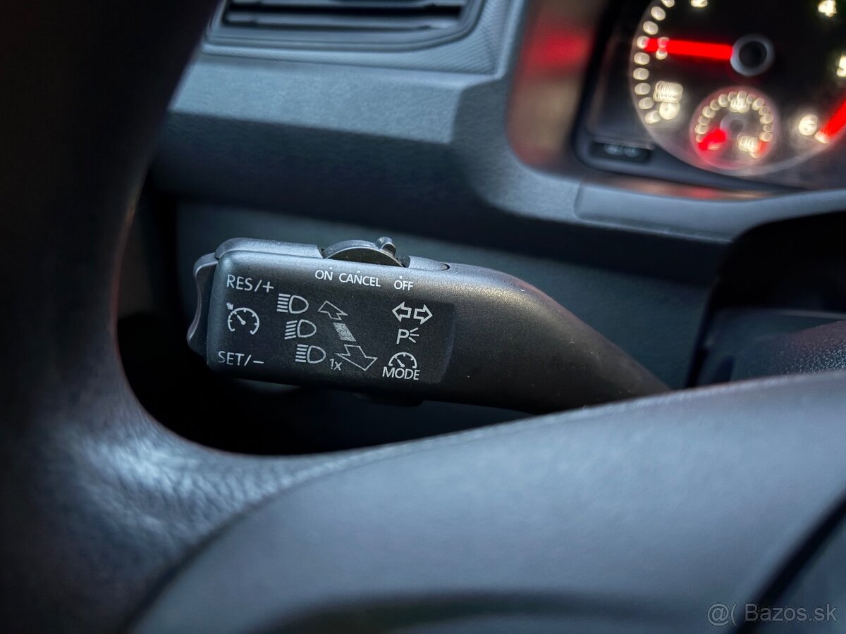 Volkswagen Caddy 2.0 TDi M6 4Motion 90kW - 19