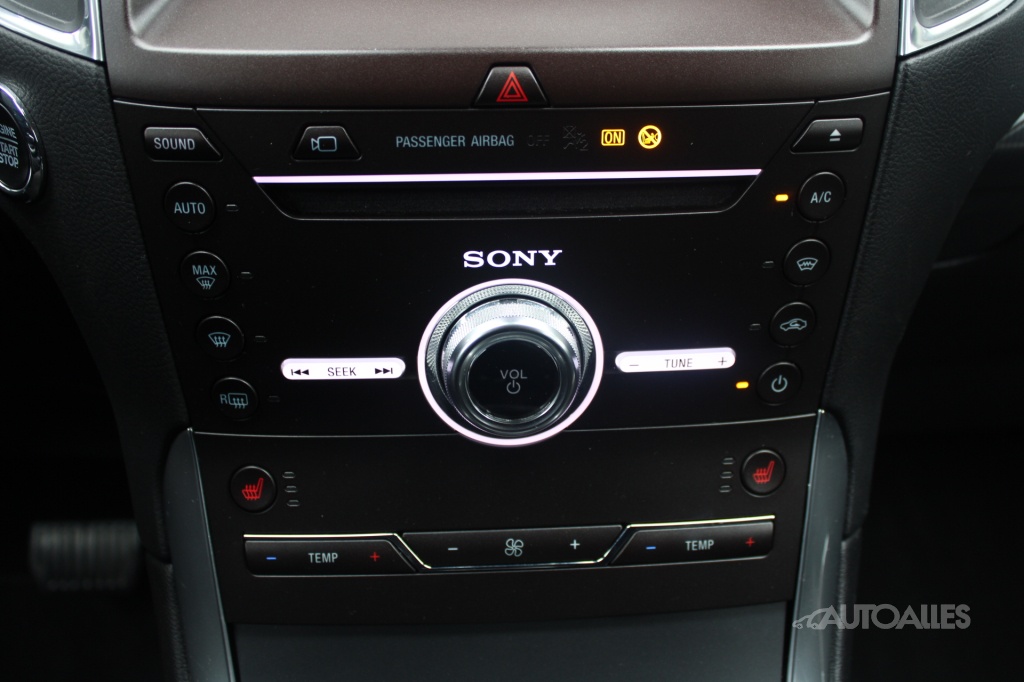 Ford S-MAX 2,0 TDCI 140 kW ECOBLUE AUTOMAT - 19