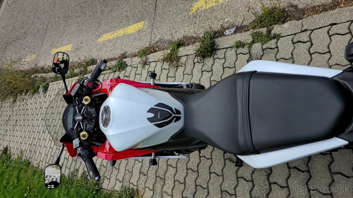 Honda CBR600F PC41 - 19