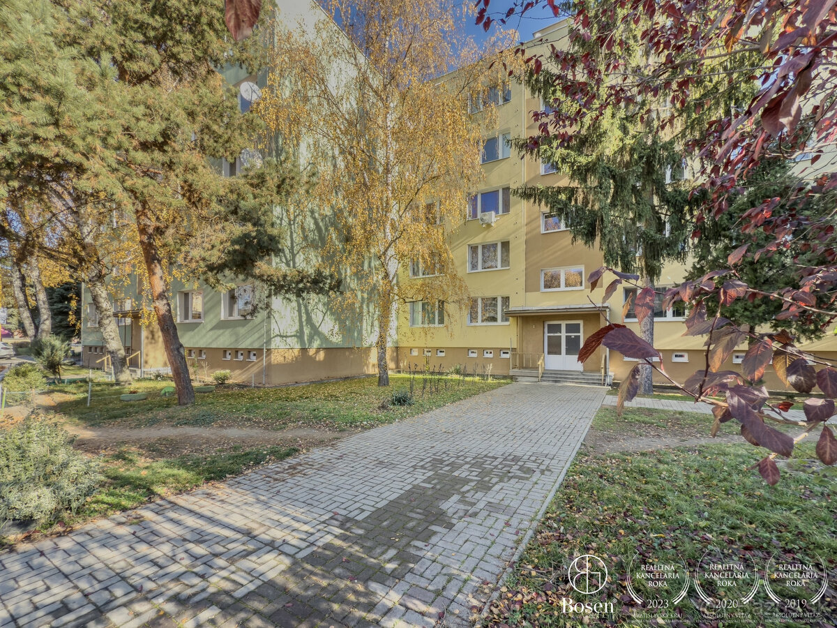 BOSEN | 2 izbový byt s loggiou v centre Fiľakova, 65m2 - 19