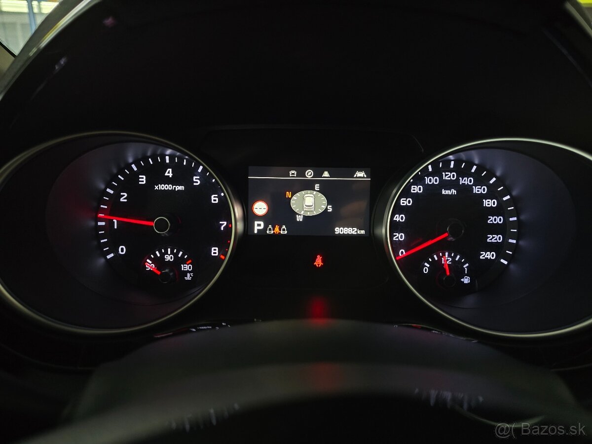 Kia XCeed 1.4 T-GDi Platinum A/T - 19