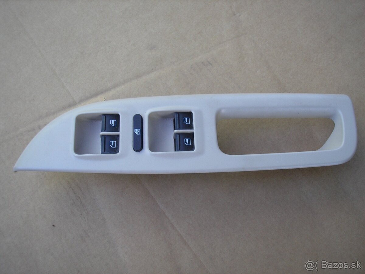 Škoda Octavia 2 interier - 19