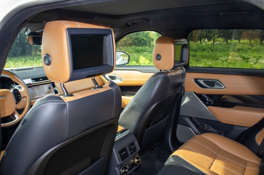 Land Rover RANGE ROVER VELAR HSE R-Dynamic 3.0 AWD - 19