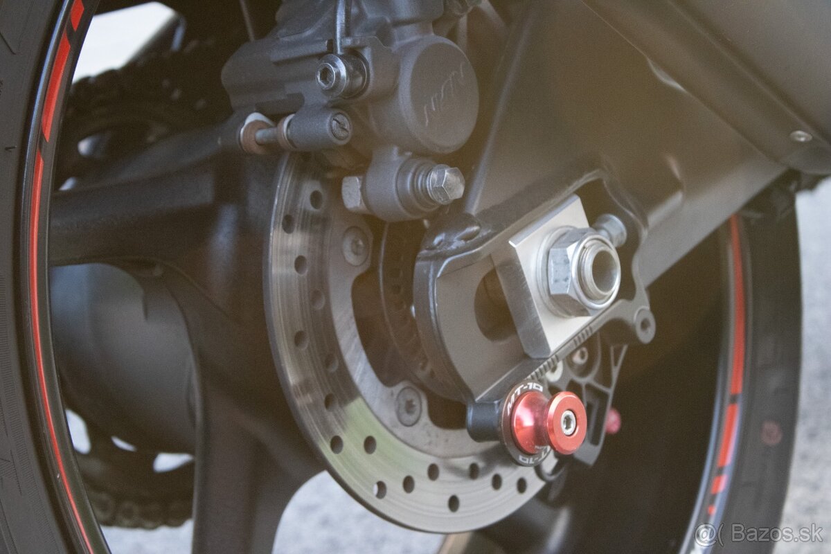 Yamaha MT-10 118 kW, manuál, 2017, benzín - 19