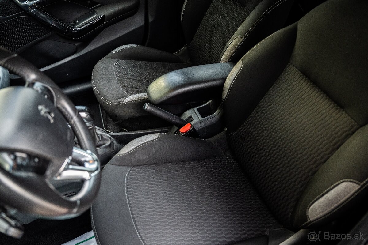 Peugeot 208, 1.6 Blue HDI STYLE - 19