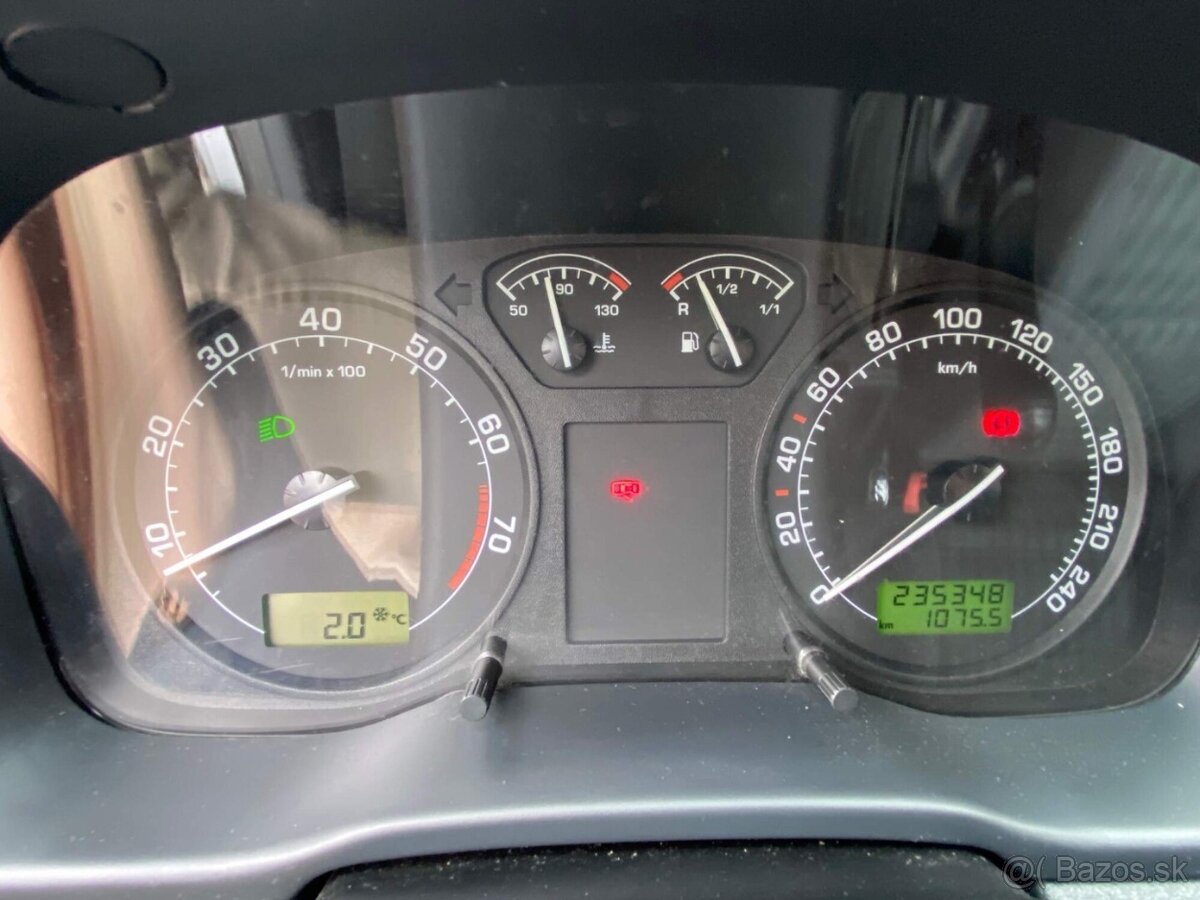 Škoda Octavia Combi 1.6i 75kW tempomat klimatizace 2008 ČR - 19