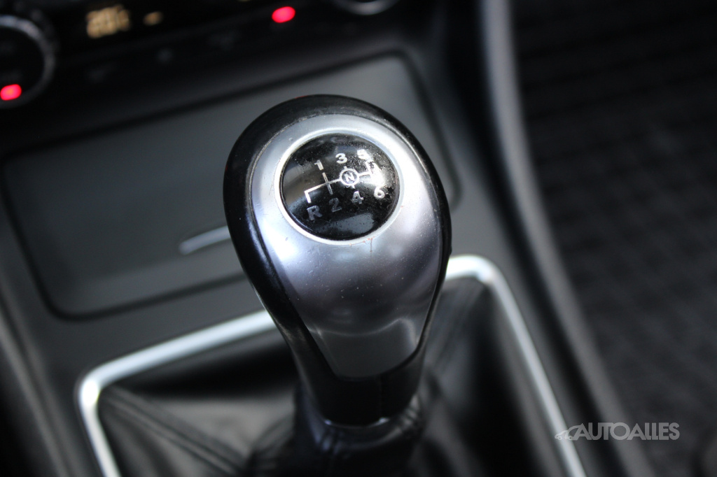 Mercedes-Benz A180 1,6 i 90 kW - 19