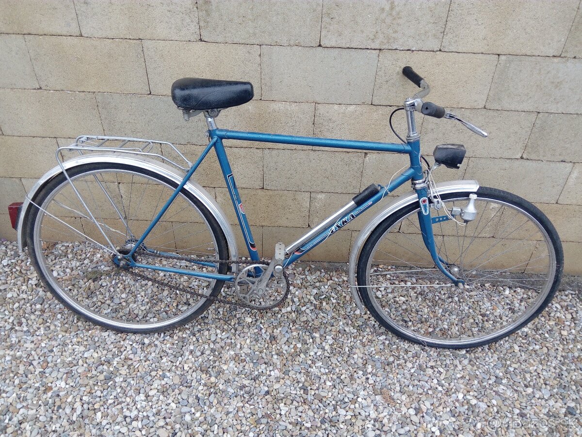 Retro staré bicykle. - 19