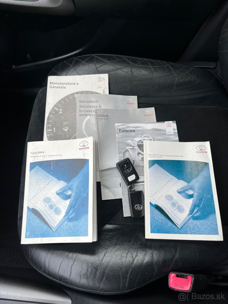 Toyota Rav4 D-4D 4x4 = Uzávierka, Top Stav, Bez korozie = - 19