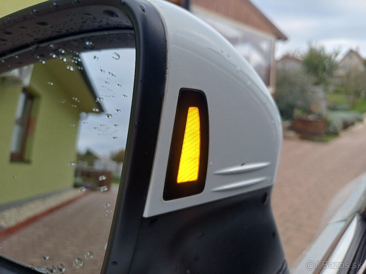 Volkswagen Tiguan Allspace R-line 4x4 dsg kúpene na Sk - 19