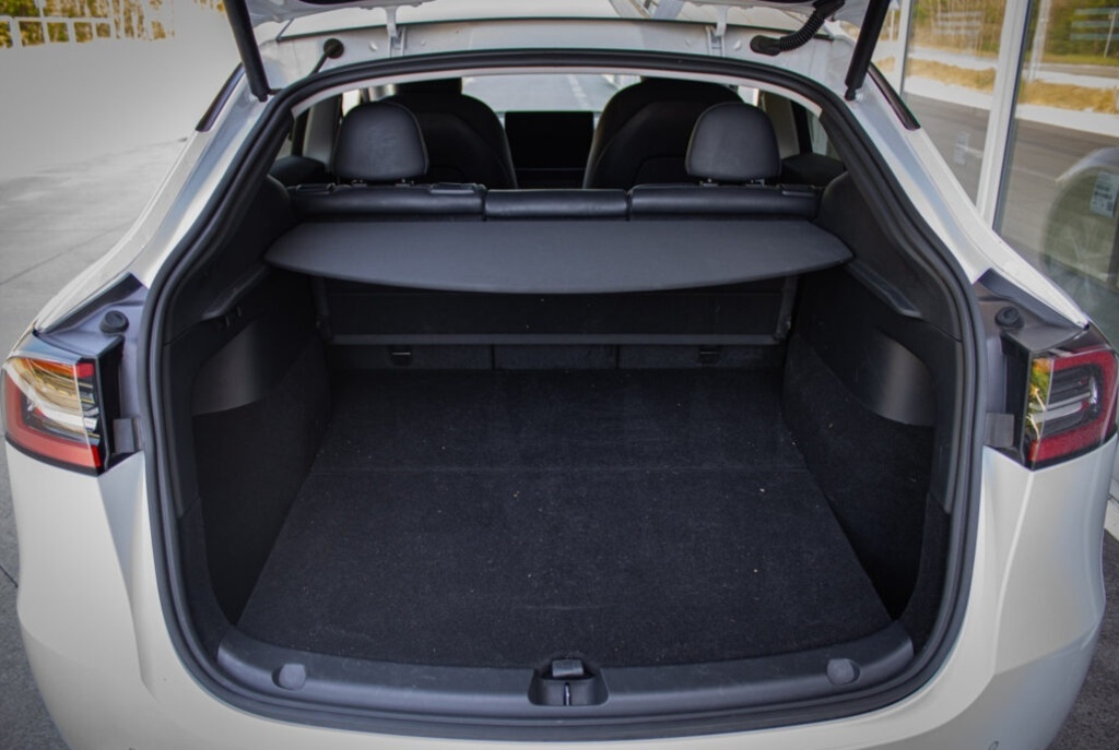 Tesla Model Y Long Range 378kW - 19