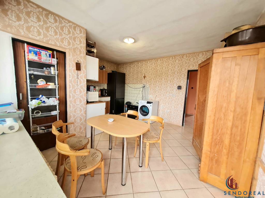 5.izb RD Čereňany pozemok 1028m - 19