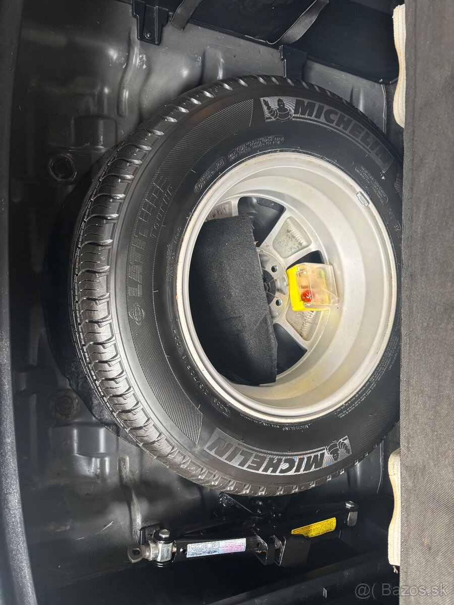 Hyundai IX 35 1.6.GDI 147000KM KÚPENÉ V SR - 19