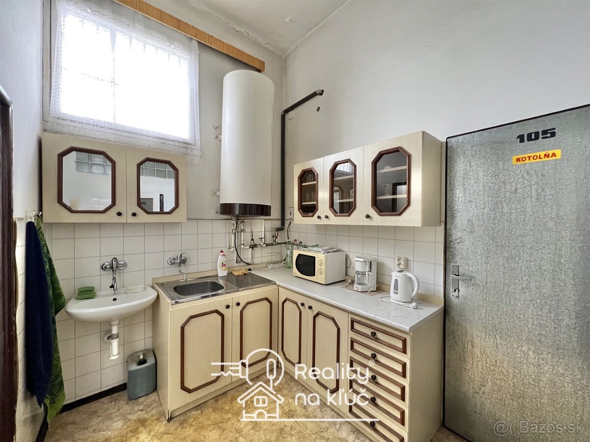 Na predaj skladový objekt v Nových Zámkoch - 19