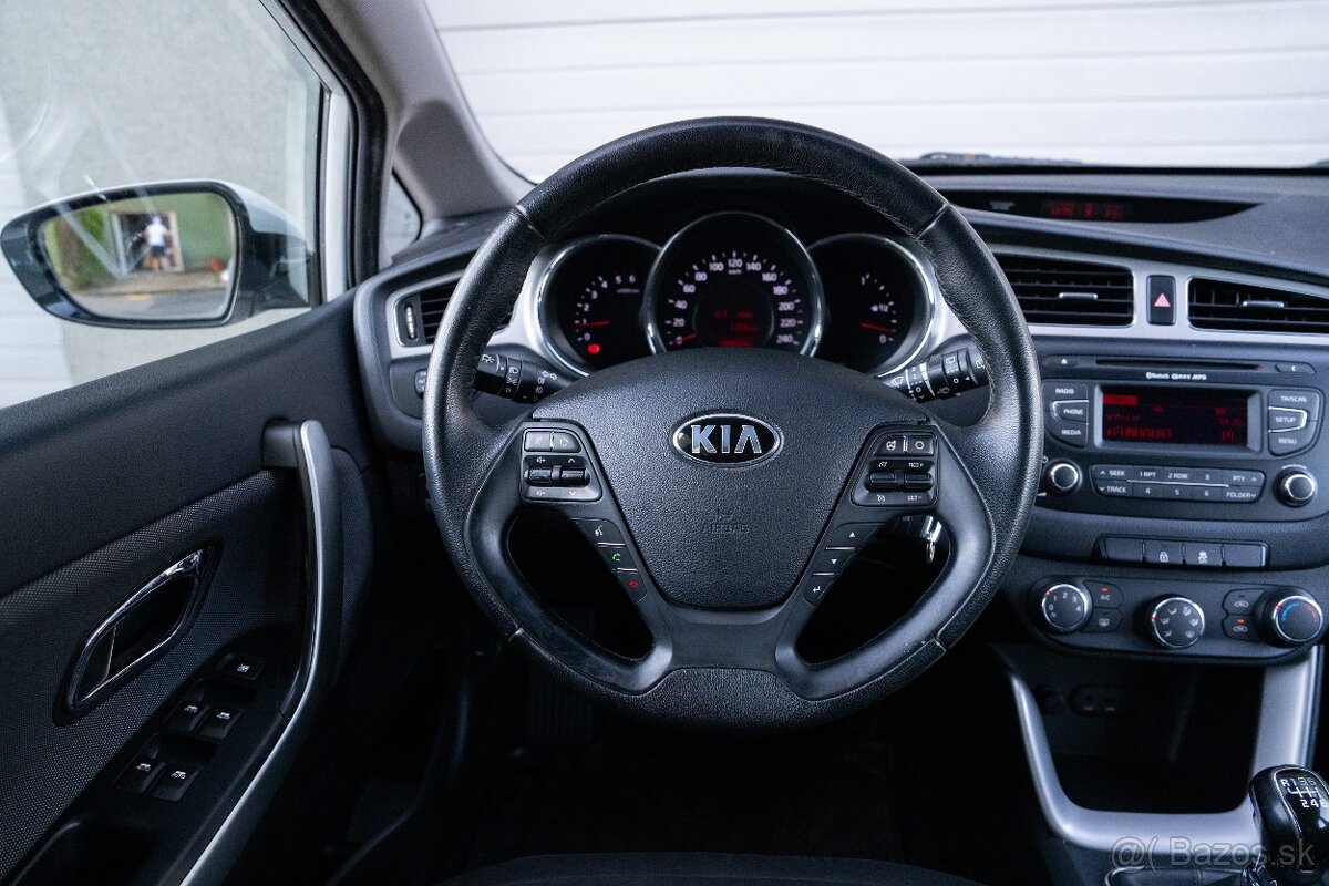 Kia Ceed 1.6 CRDi 94kw M6, SR vozidlo - 19