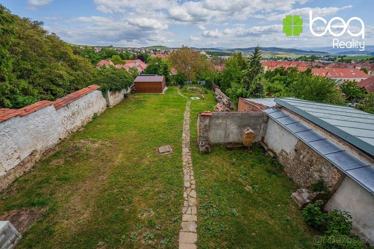 NA PREDAJ: Meštiansky dom so 6 bytmi v nájme, centrum Levoče - 19