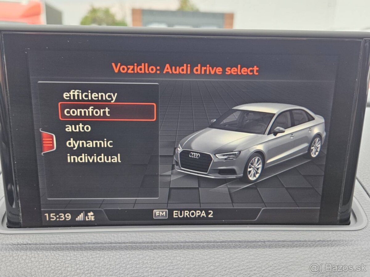 Audi A3 2.0 TDI Design S tronic - 19