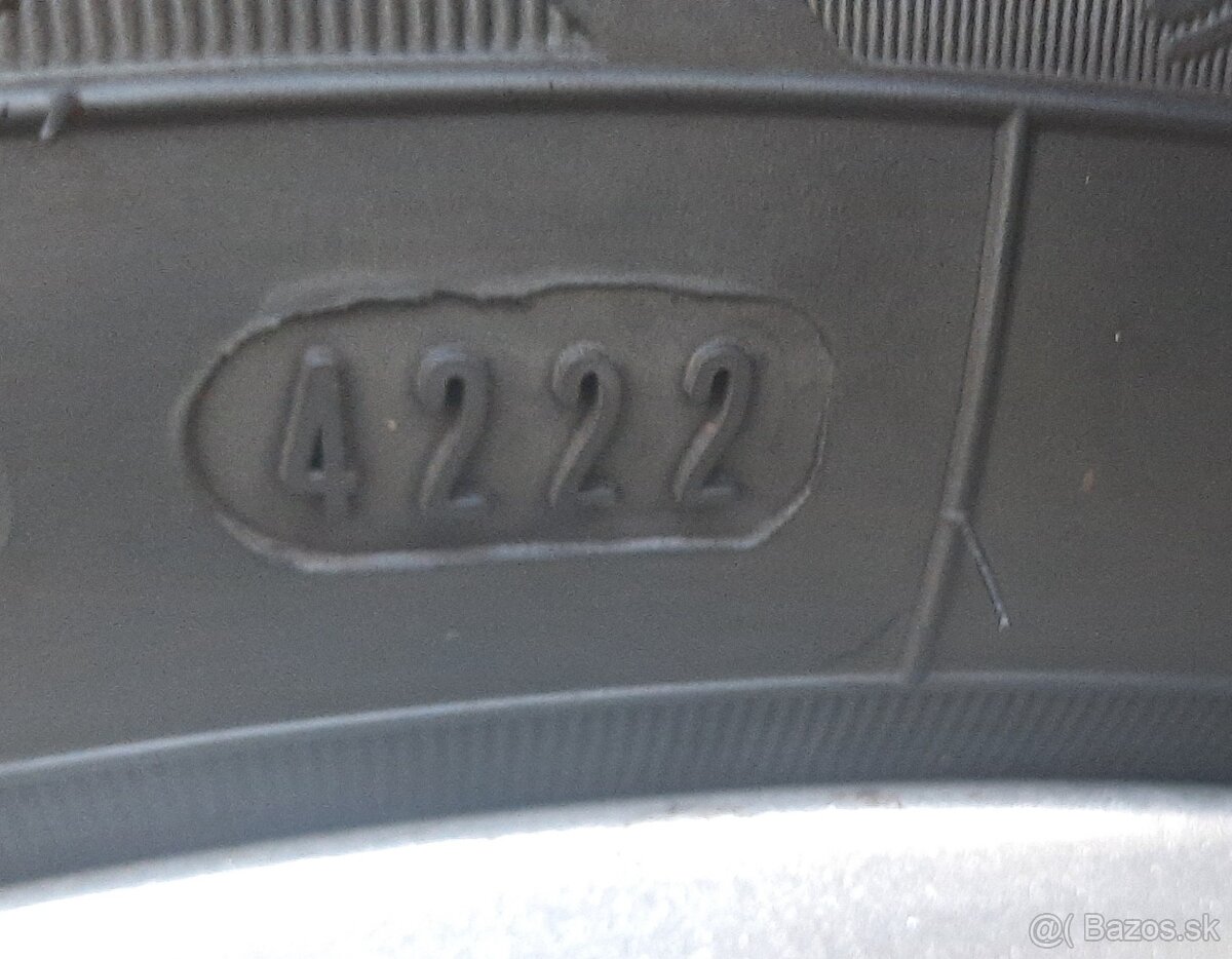 ŠKODA OCTAVIA 1.6(75kw) ZĽAVA(zadní dveře v elekt - 19