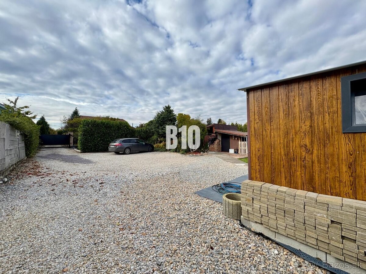 Tichá ulička - priestranný RD - krásny pozemok - 19