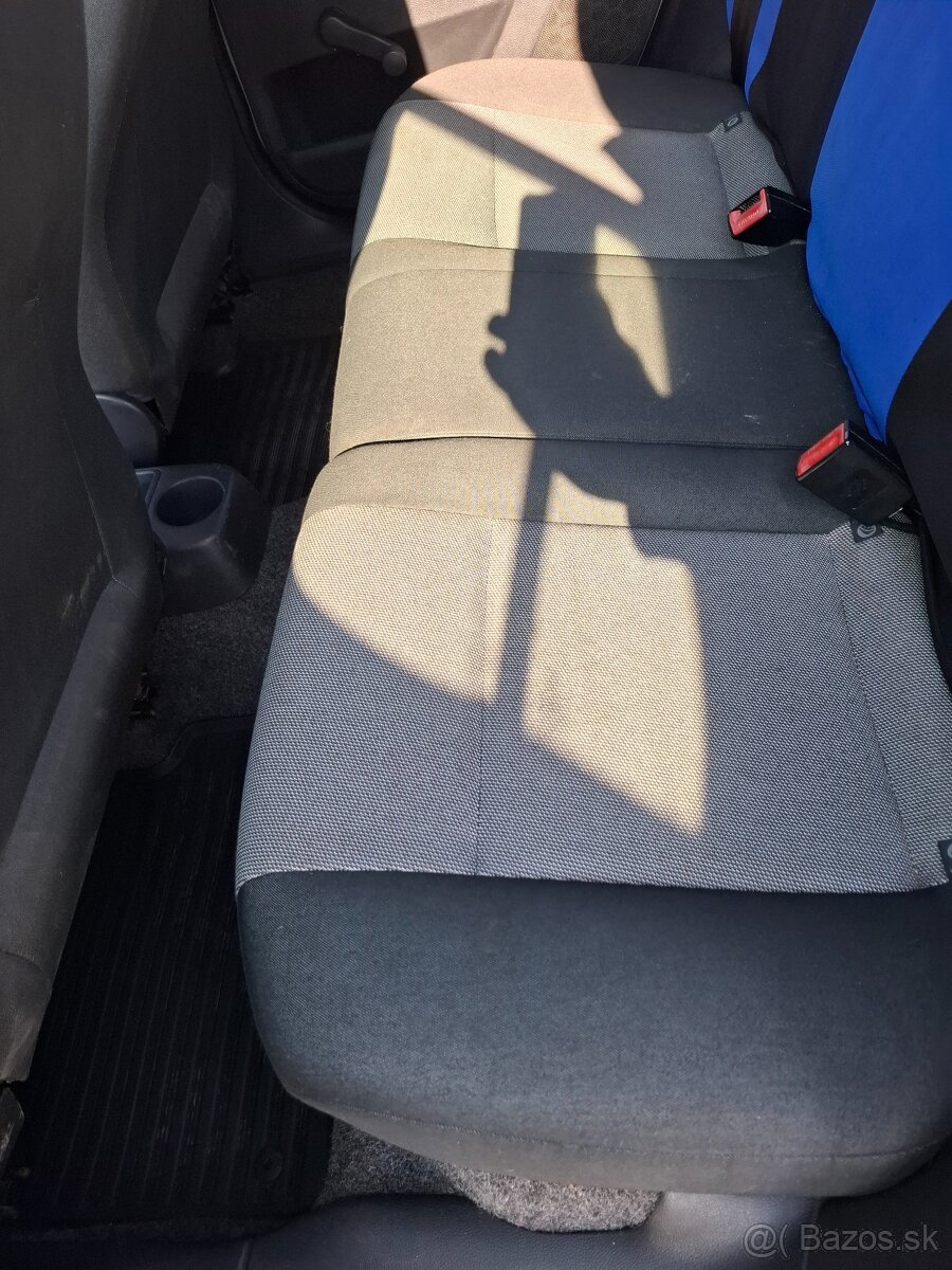 Škoda Fabia 2 (rok 2010) - 19