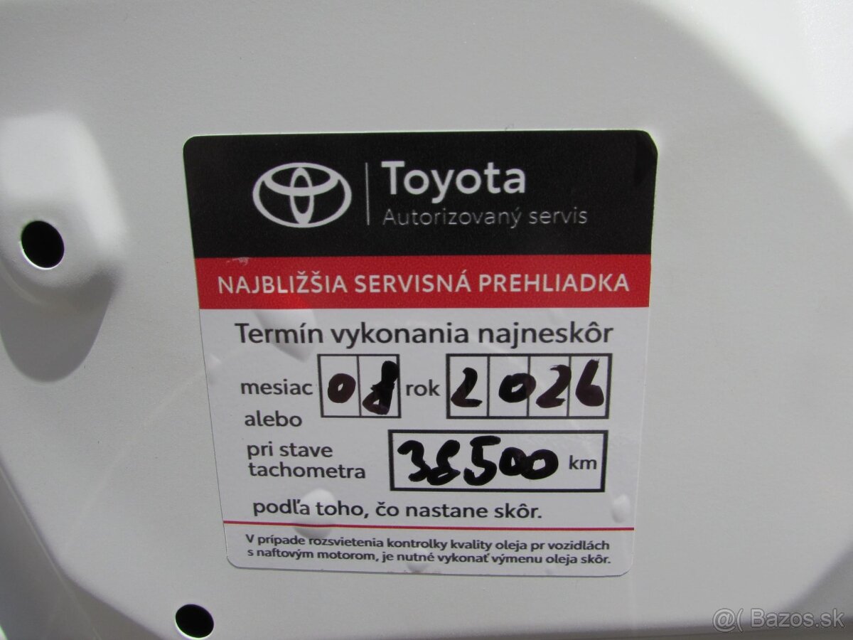 Toyota Yaris 1.5 HYBRID - NOVÝ SERVIS + KONTROLA HEV systému - 19