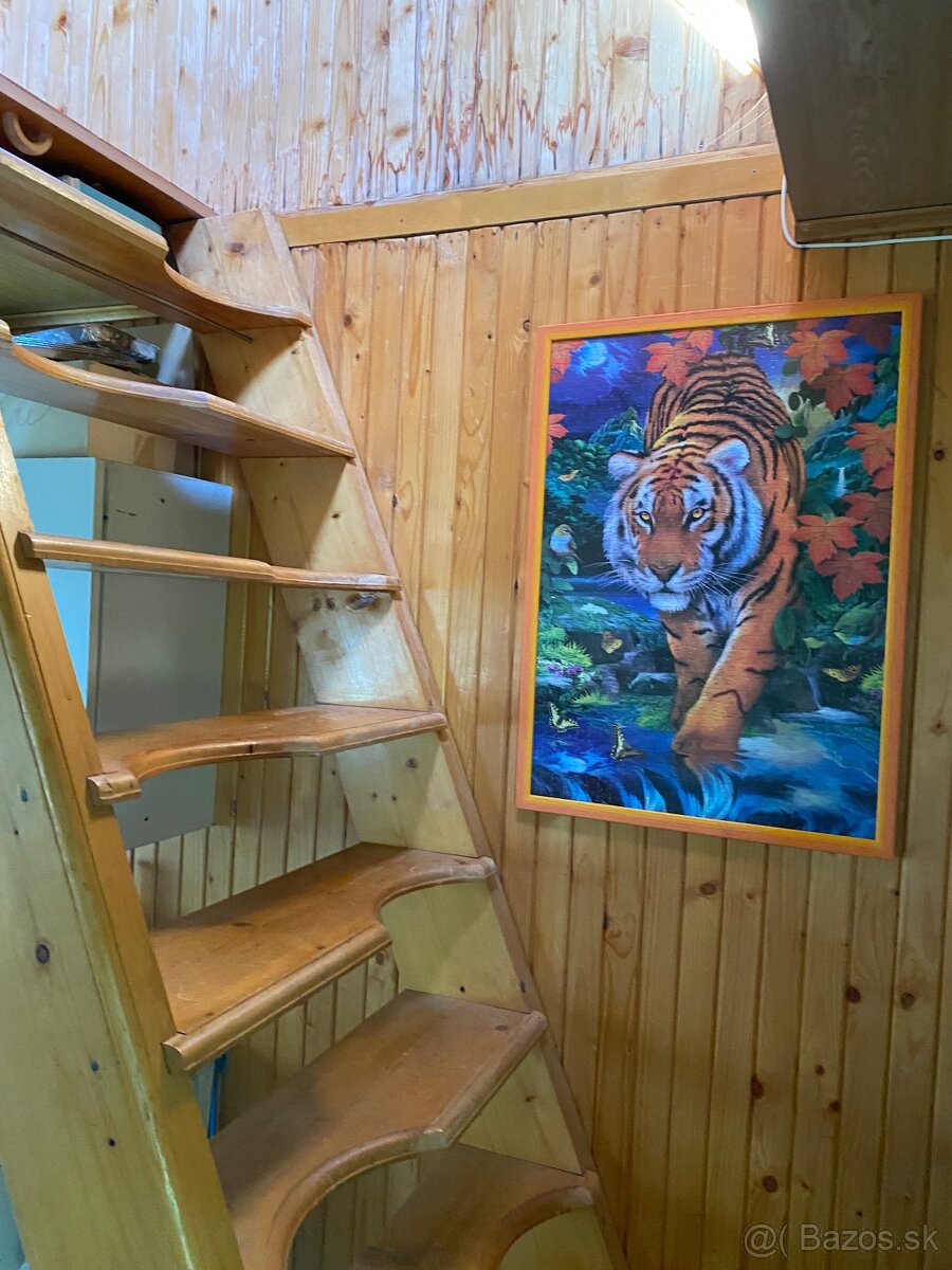 Pozemok s letnou chatkou 1021m2 vhodný na stavbu domu - 19